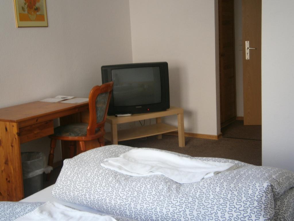Hotel Strauss ヴァルトブロン 部屋 写真
