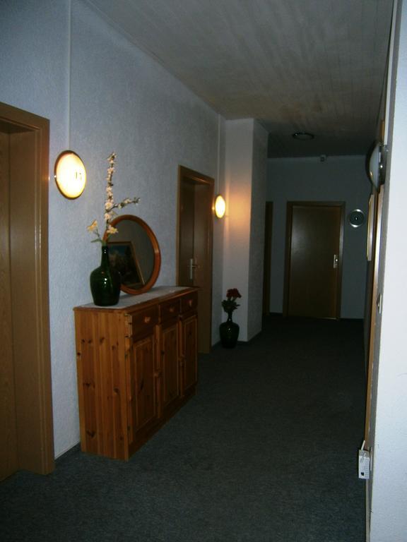 Hotel Strauss ヴァルトブロン エクステリア 写真